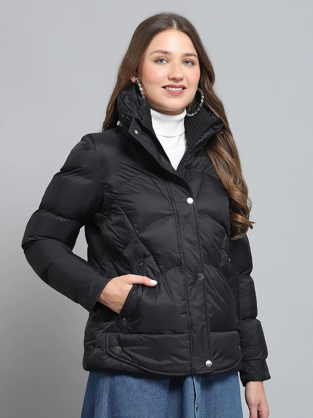 Women Black Self Design Collar Full Sleeve Jacket - Image 4