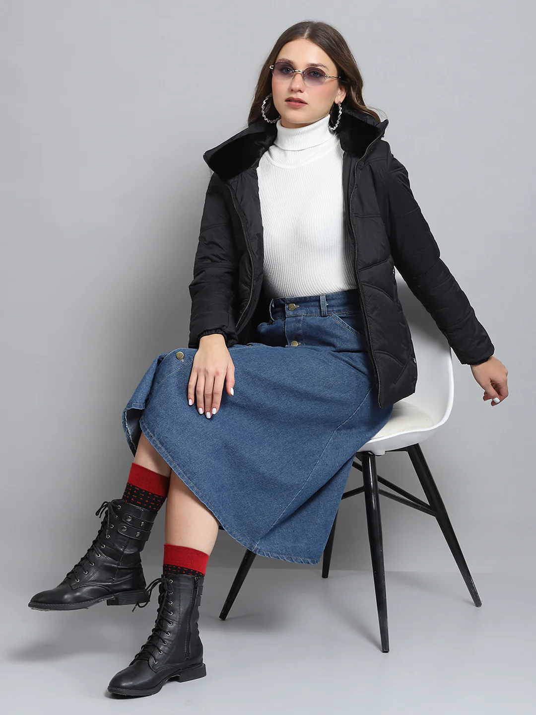 Women Black Self Design Collar Full Sleeve Jacket - Image 2