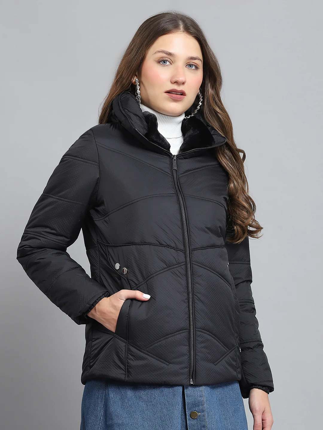 Women Black Self Design Collar Full Sleeve Jacket - Image 4