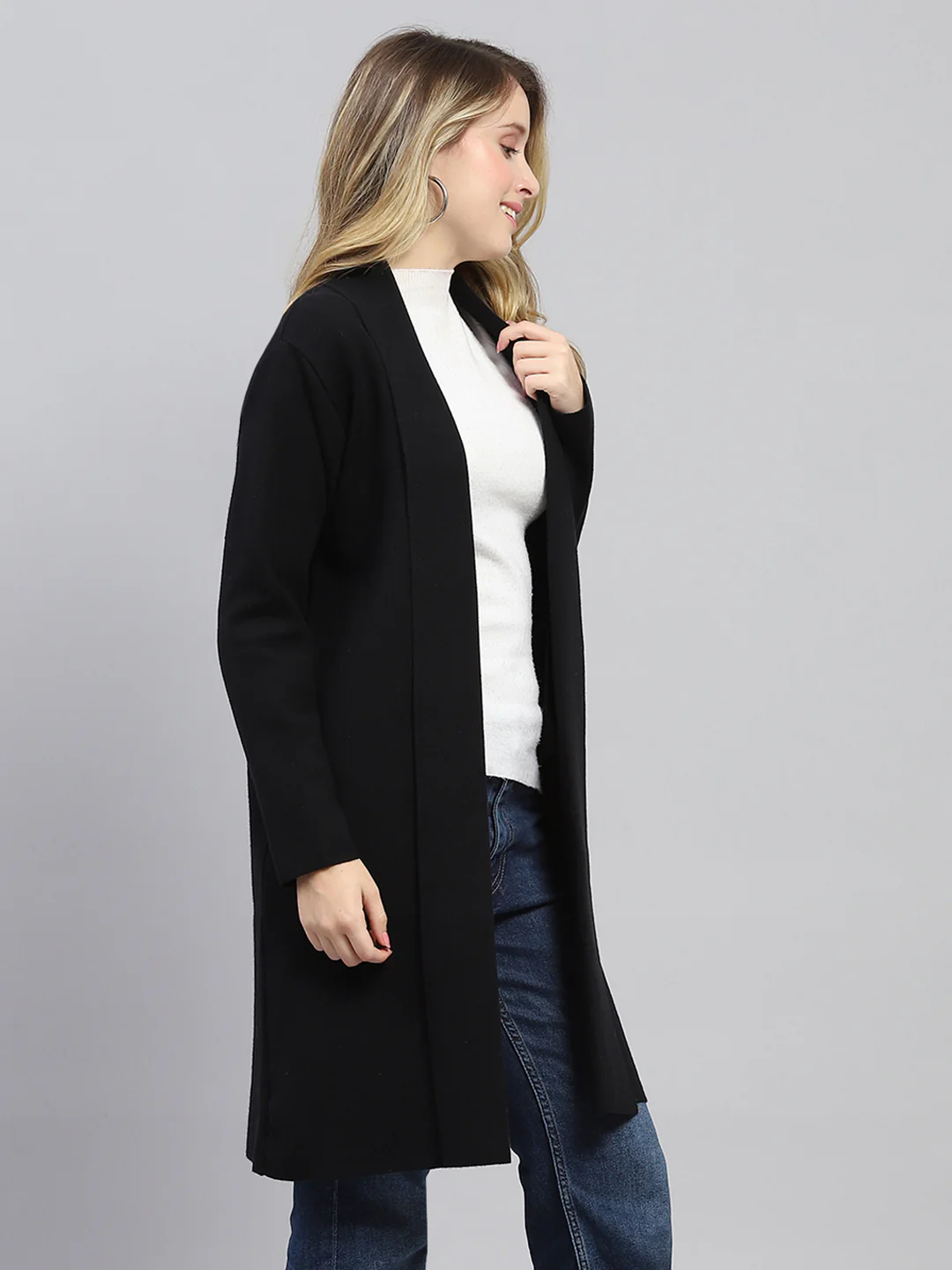 Women Black Self Design Front Open Full Sleeve Cardigan - Image 4