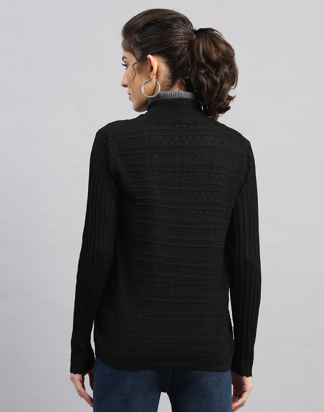 Women Black Self Design Front Open Full Sleeve Winter Top - Image 4
