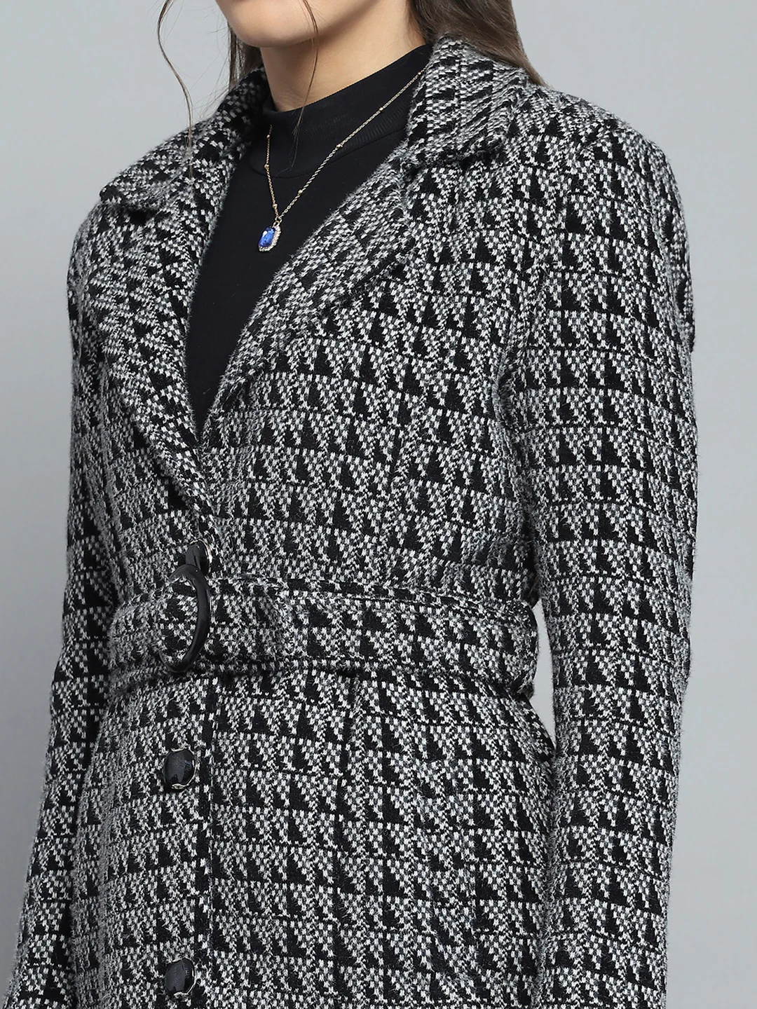 Women Black Self Design Notch Lapel Collar Full Sleeve Coat - Image 6