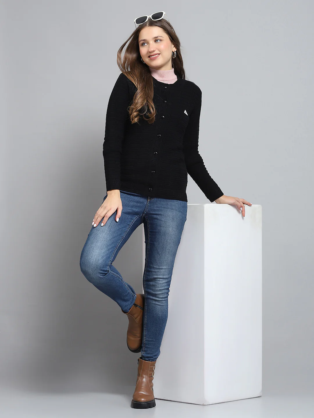 Women Black Self Design Round Neck Full Sleeve Cardigan - Image 2