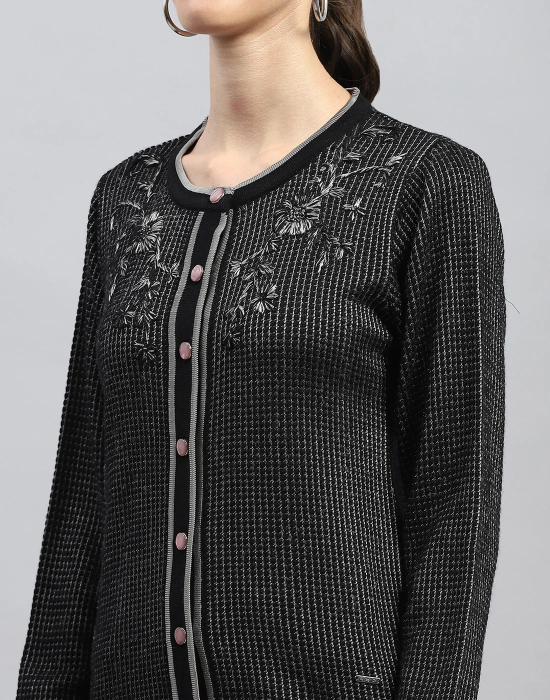 Women Black Self Design Round Neck Full Sleeve Cardigan - Image 7