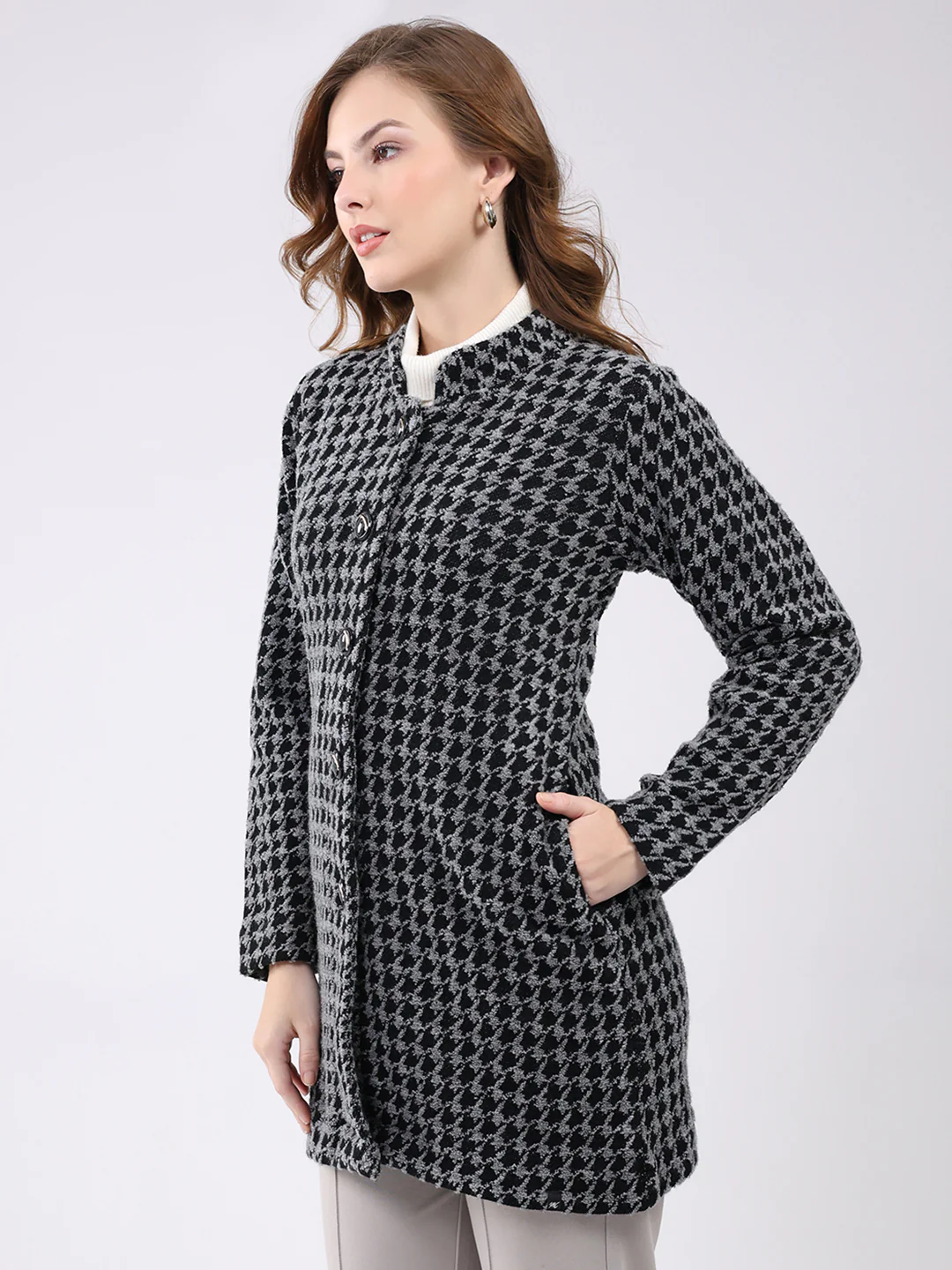 Women Black Self Design Round Neck Full Sleeve Knitted Coat - Image 3