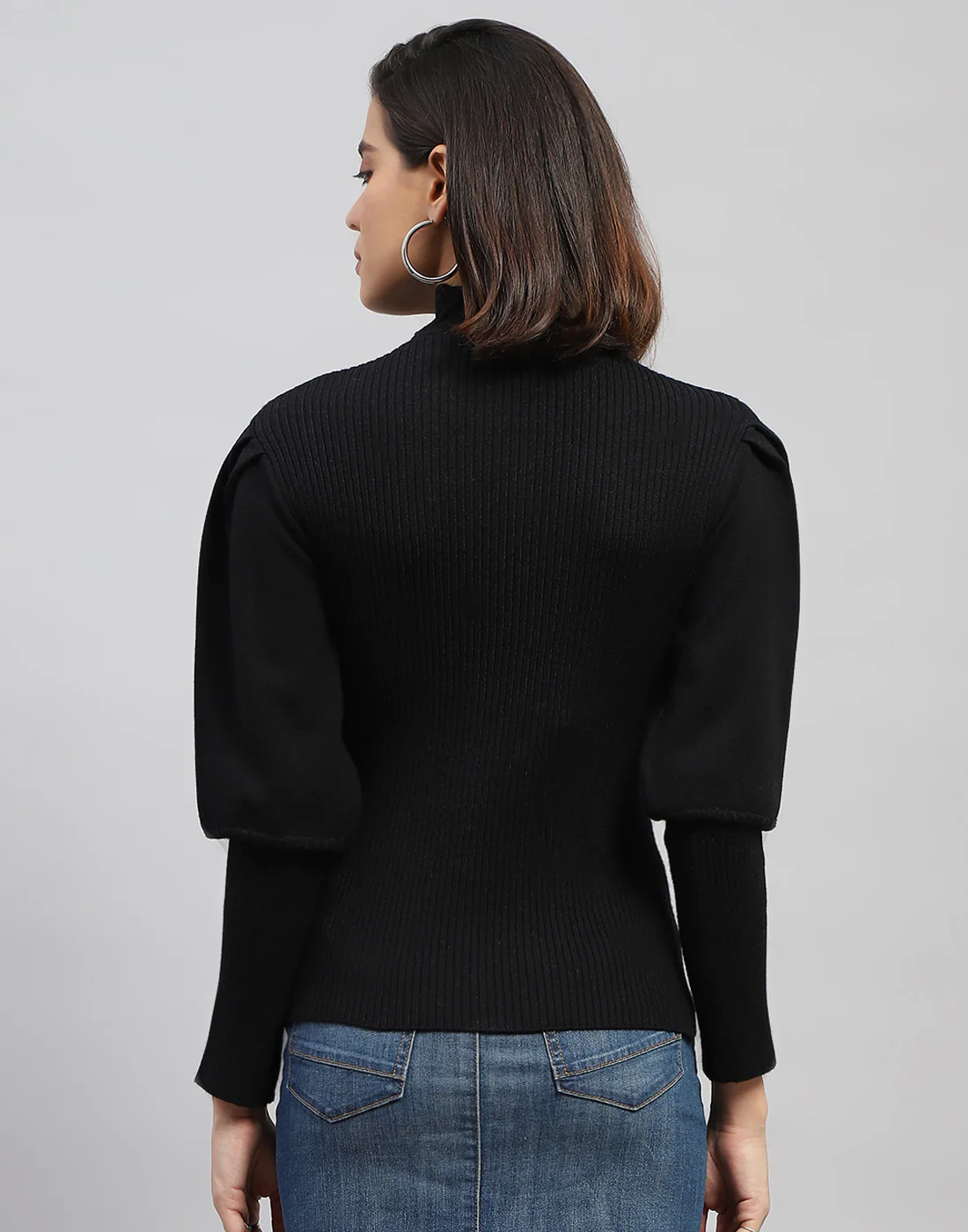 Women Black Self Design Round Neck Full Sleeve Sceavy - Image 6