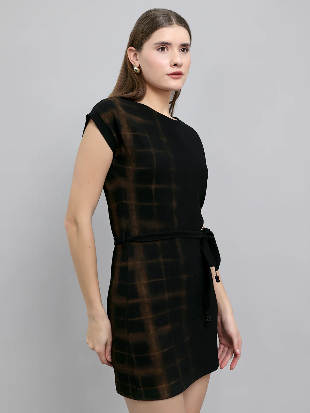 Women Black Self Design Round Neck Half Sleeve Dress - Image 3