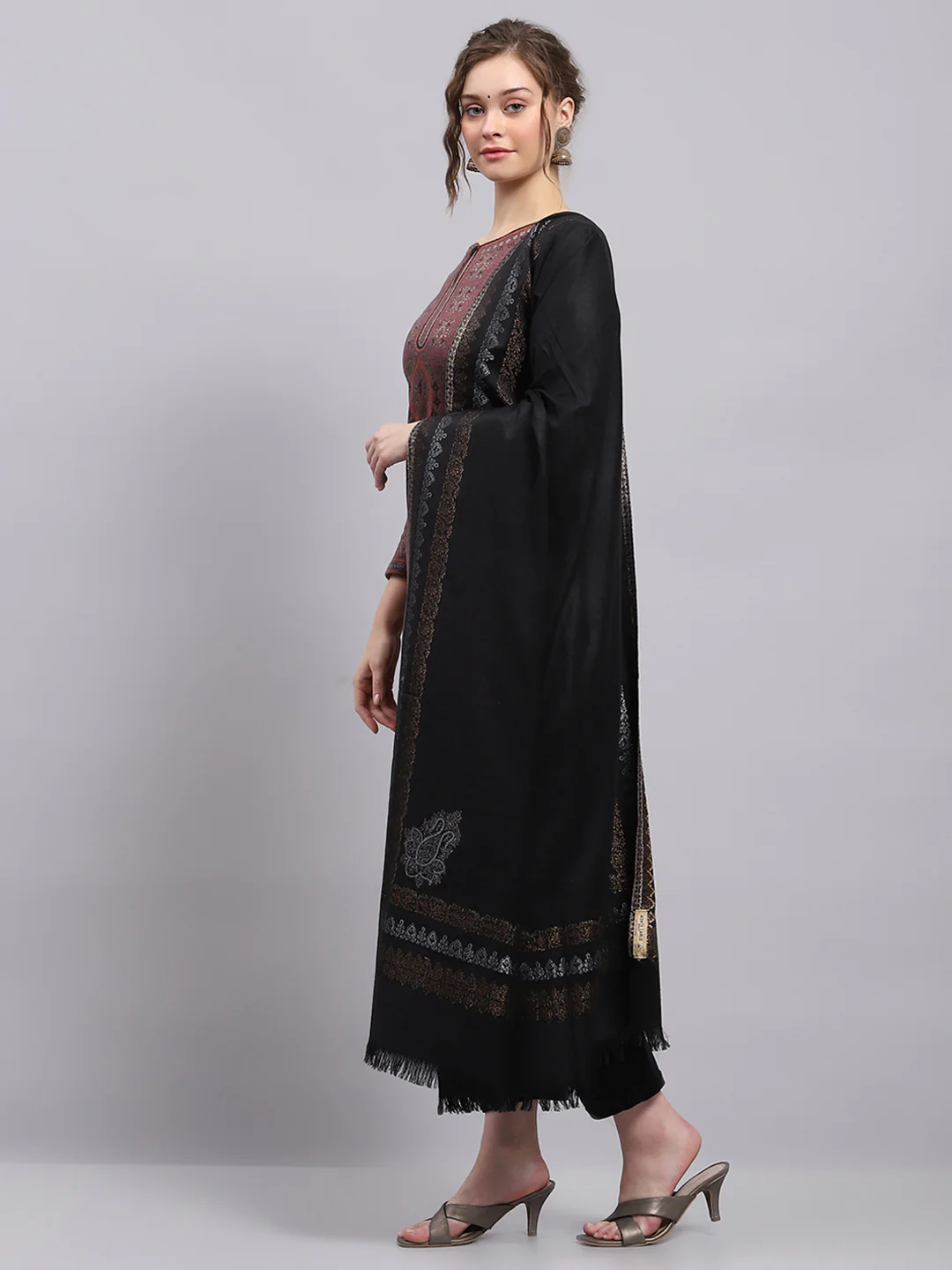 Women Black Self Design Shawl - Image 3