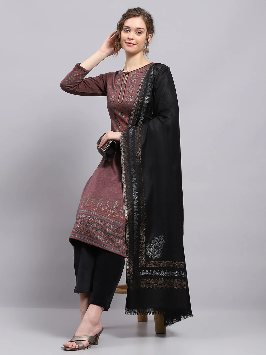 Women Black Self Design Shawl - Image 5