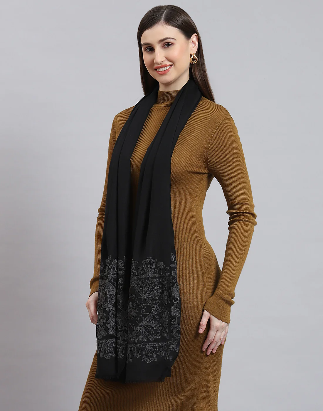 Women Black Self Design Stole - Image 4