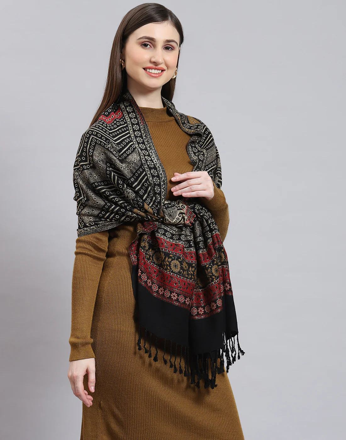Women Black Self Design Stole - Image 4