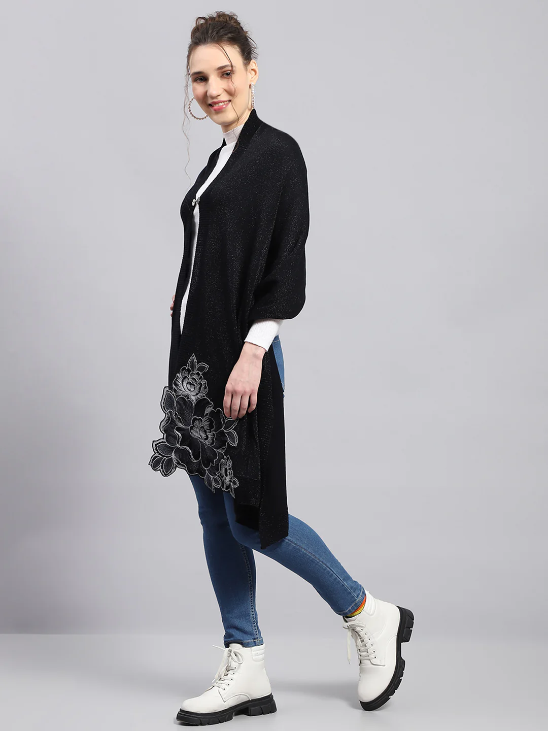 Women Black Self Design Stole - Image 3