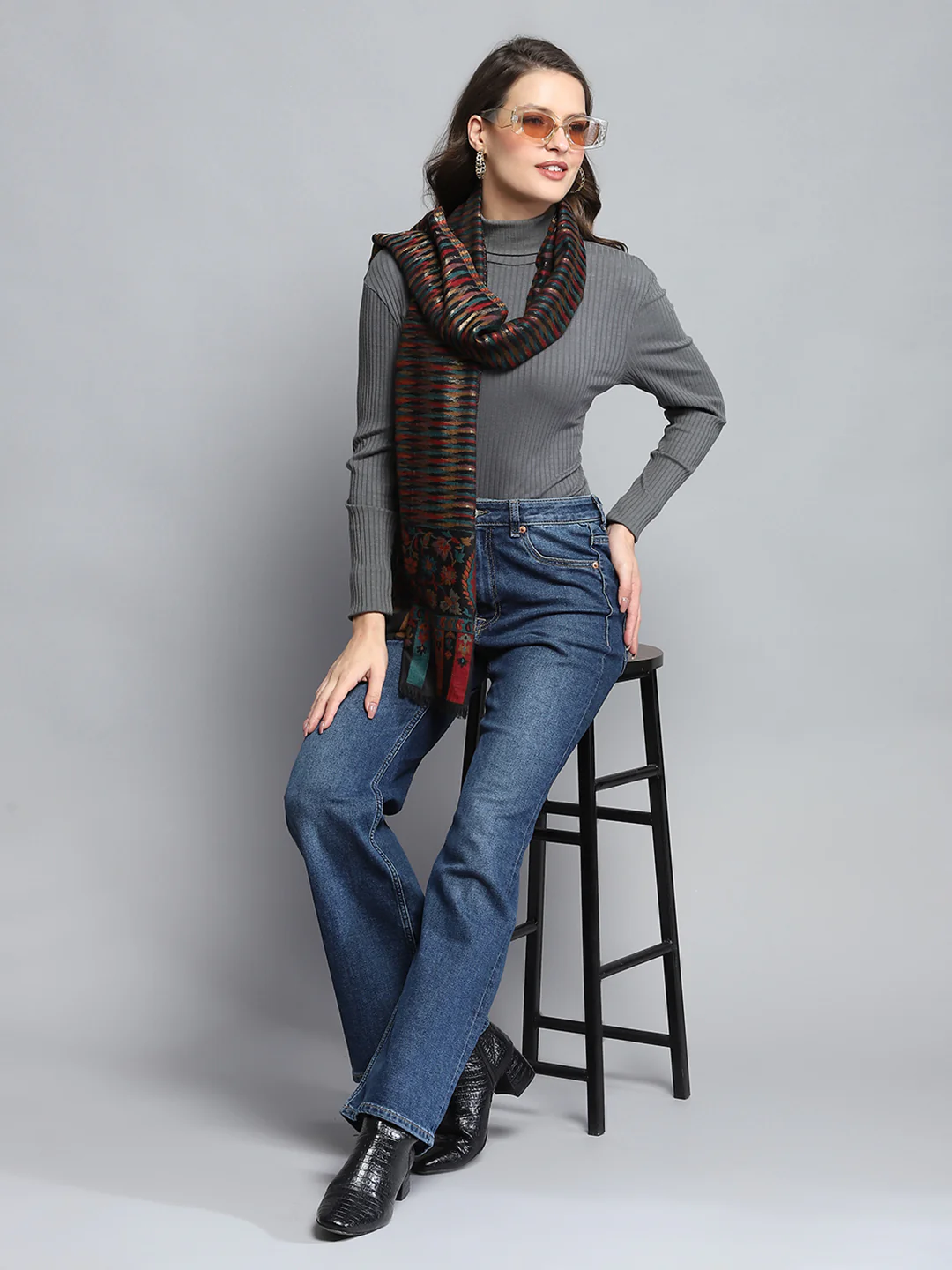 Women Black Self Design Stole - Image 2