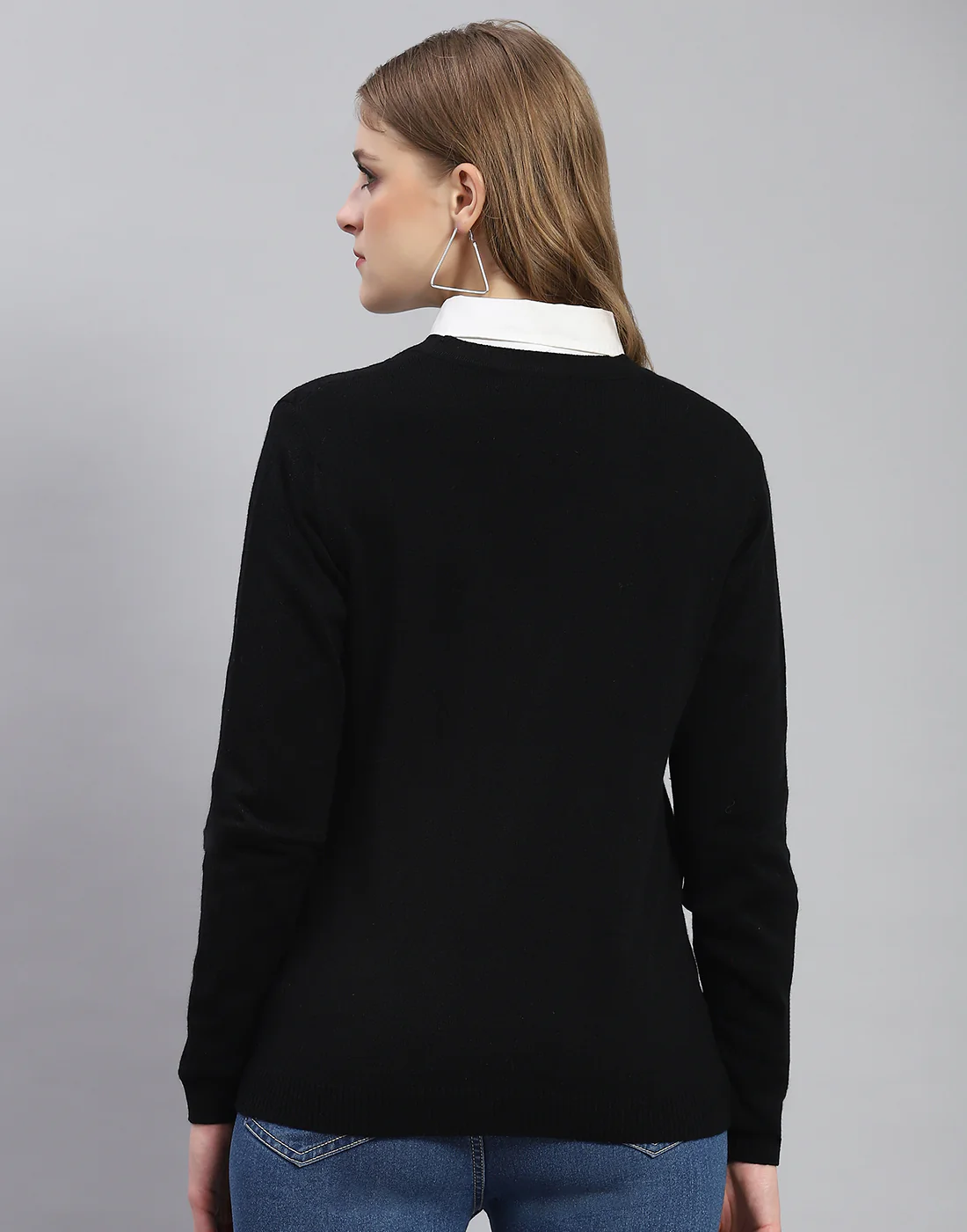 Women Black Self Design V Neck Full Sleeve Cardigan - Image 5
