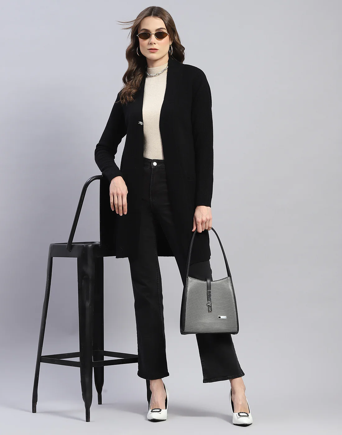 Women Black Self Design V Neck Full Sleeve Cardigan