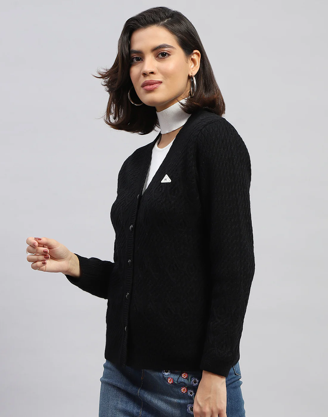 Women Black Self Design V Neck Full Sleeve Cardigan - Image 3