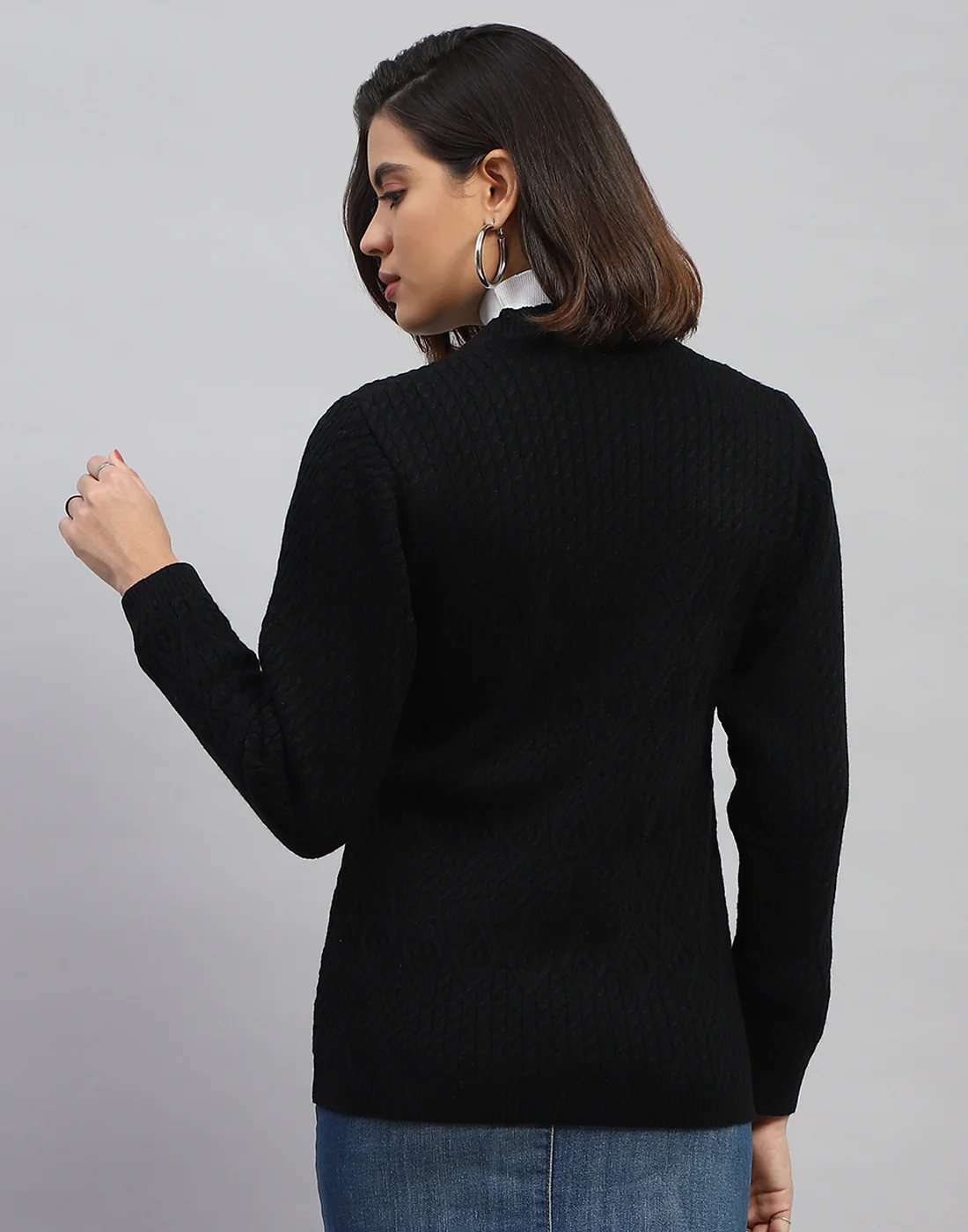 Women Black Self Design V Neck Full Sleeve Cardigan - Image 5