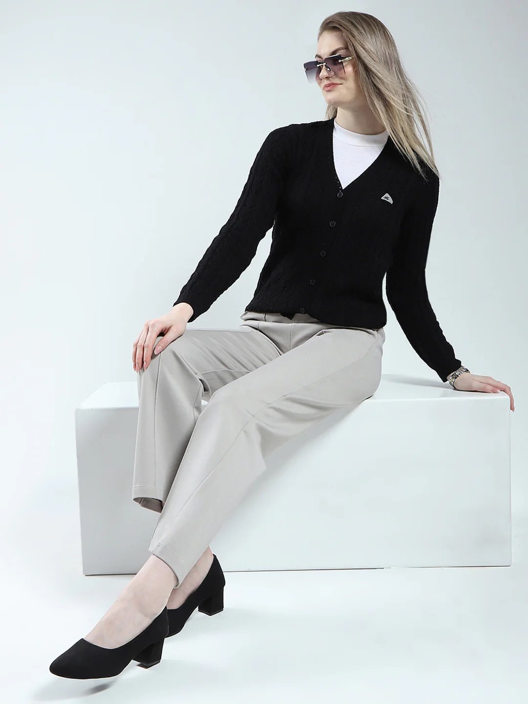Women Black Self Design V Neck Full Sleeve Cardigan - Image 2