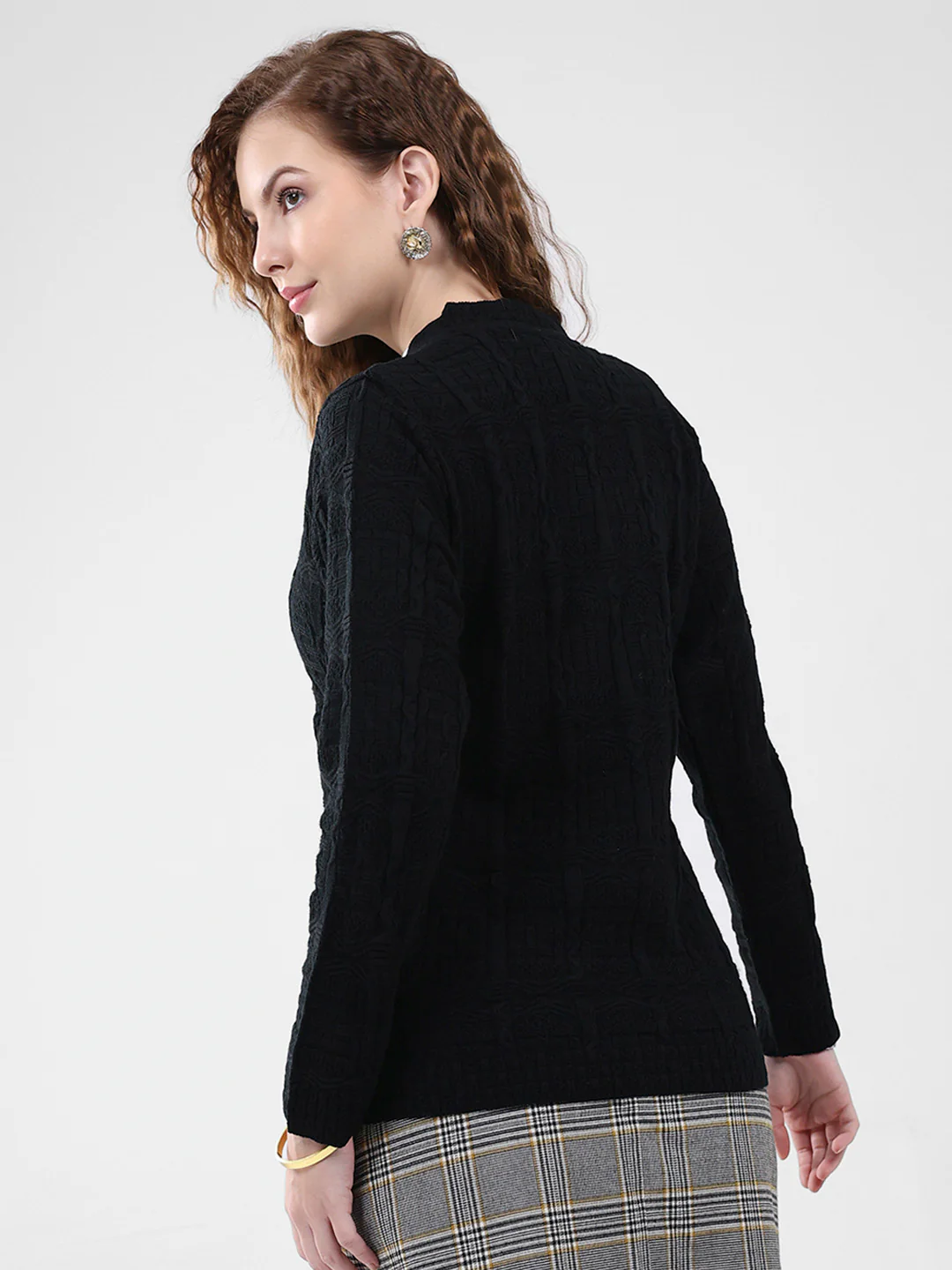 Women Black Self Design V Neck Full Sleeve Cardigan - Image 5