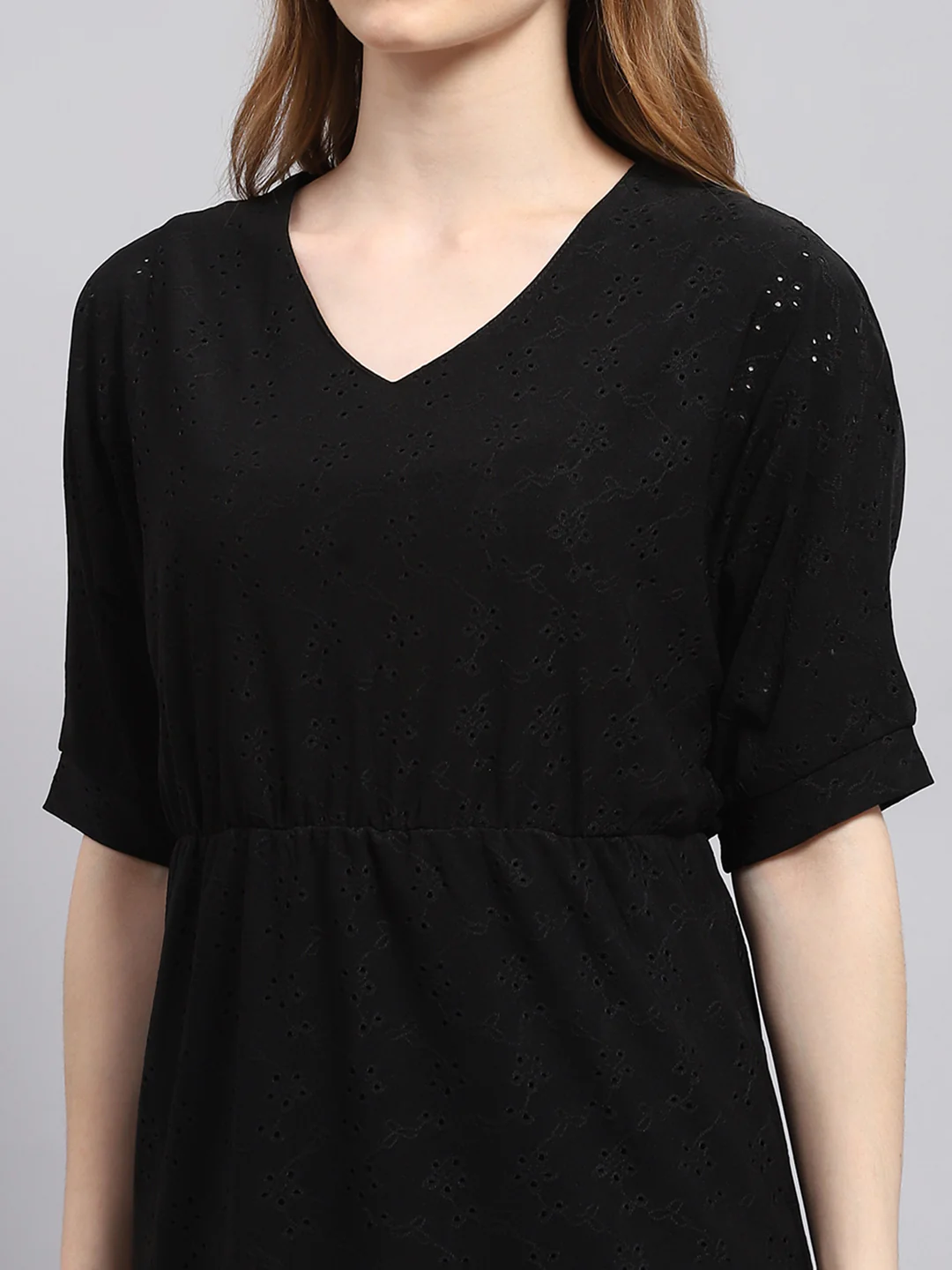 Women Black Self Design V Neck Half Sleeve Tunic - Image 6