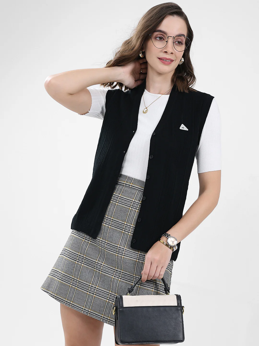 Women Black Self Design V Neck Sleeveless Cardigan - Image 6