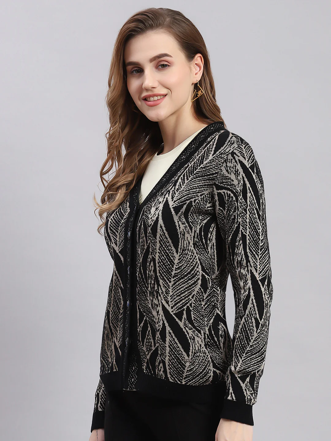 Women Black Self Design V Neck Full Sleeve Cardigans - Image 3