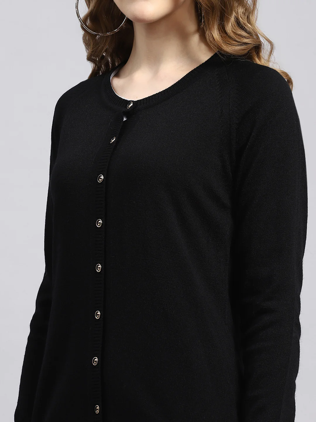 Women Black Solid Cardigan - Image 6