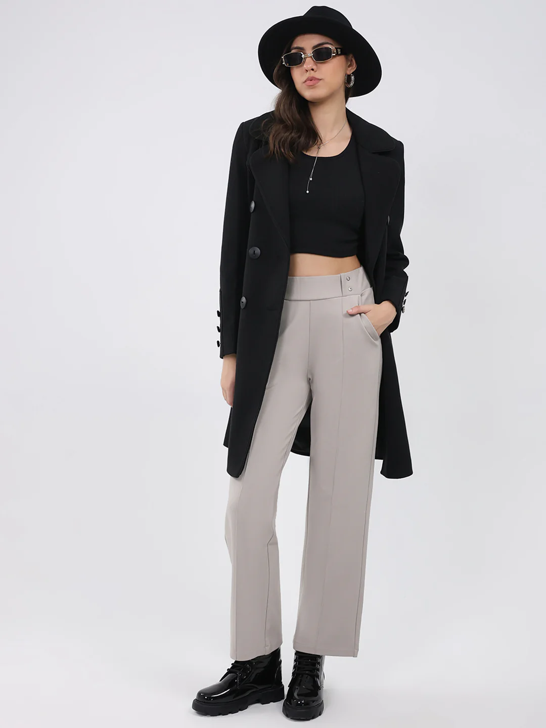 Women Black Solid Collar Full Sleeve Coat - Image 2