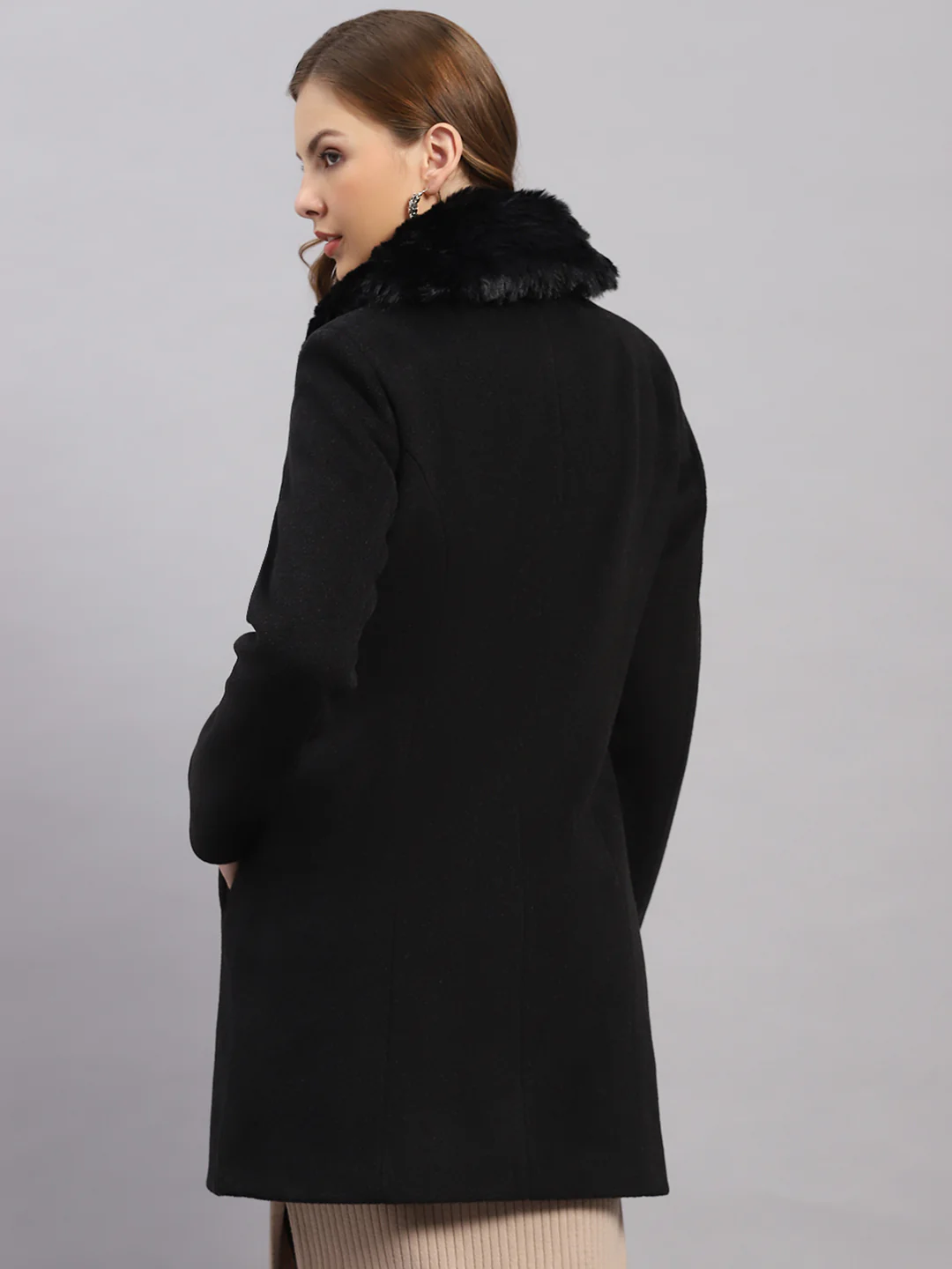Women Black Solid Collar Full Sleeve Coat - Image 7