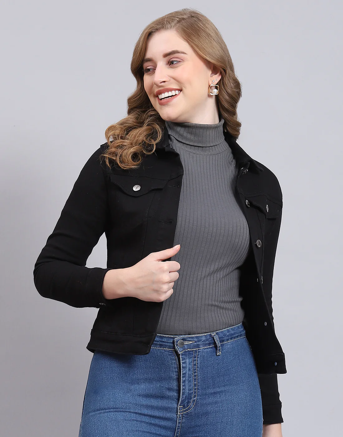 Women Black Solid Collar Full Sleeve Jacket - Image 2