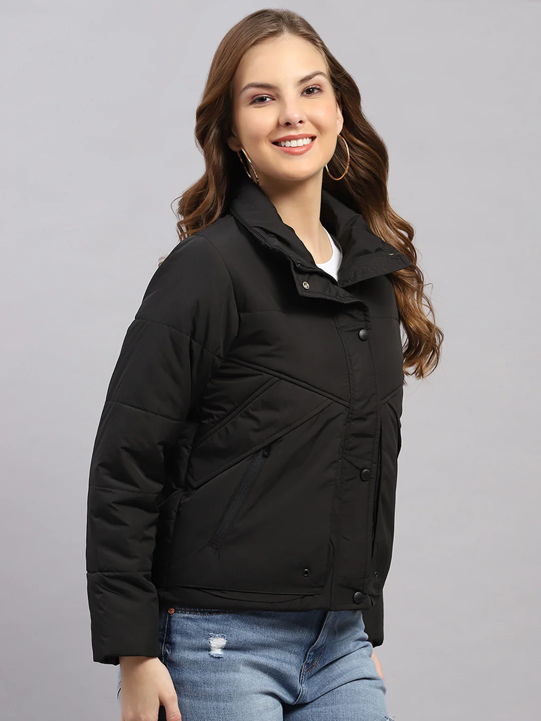 Women Black Solid Collar Full Sleeve Jacket - Image 4