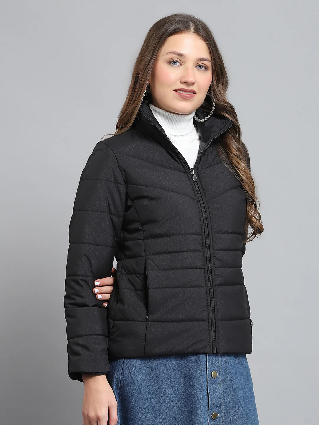 Women Black Solid Collar Full Sleeve Reversible Jacket - Image 4