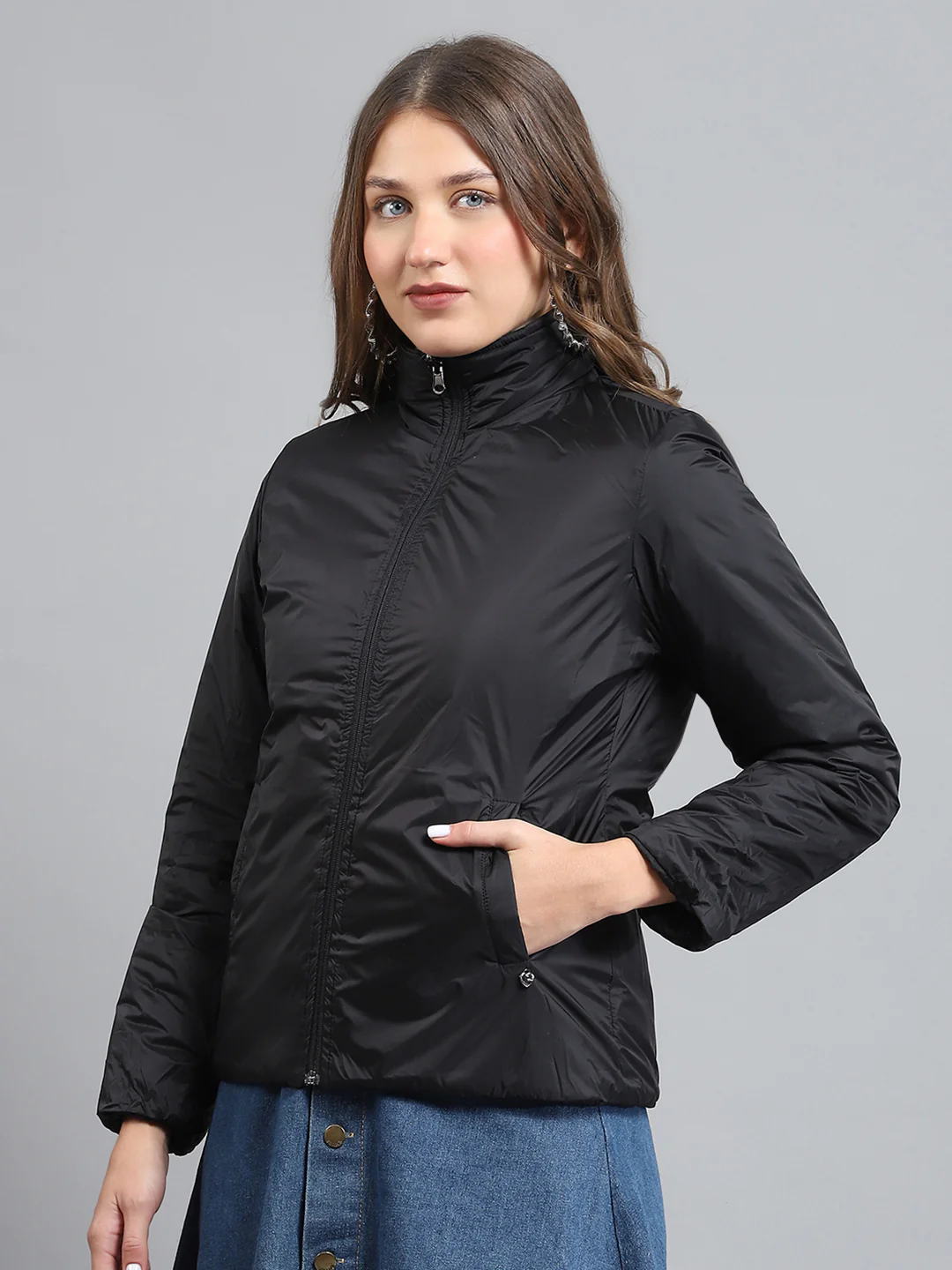 Women Black Solid Collar Full Sleeve Reversible Jacket - Image 7