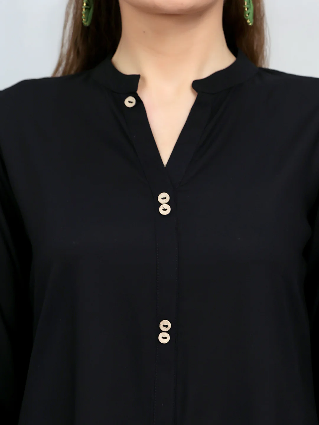 Women Black Solid Henley Neck 3/4th Sleeve Kurti - Image 5