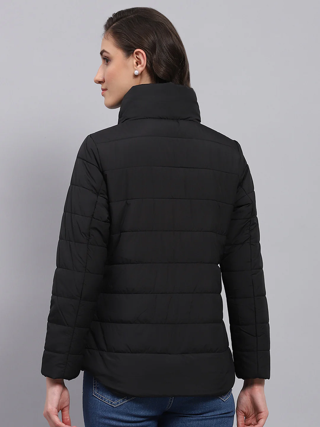 Women Black Solid High Neck Full Sleeve Heating Jacket - Image 5