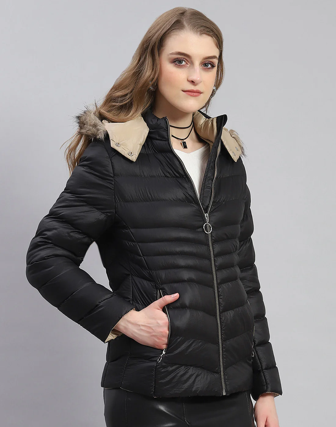 Women Black Solid Hooded Full Sleeve Jacket - Image 4