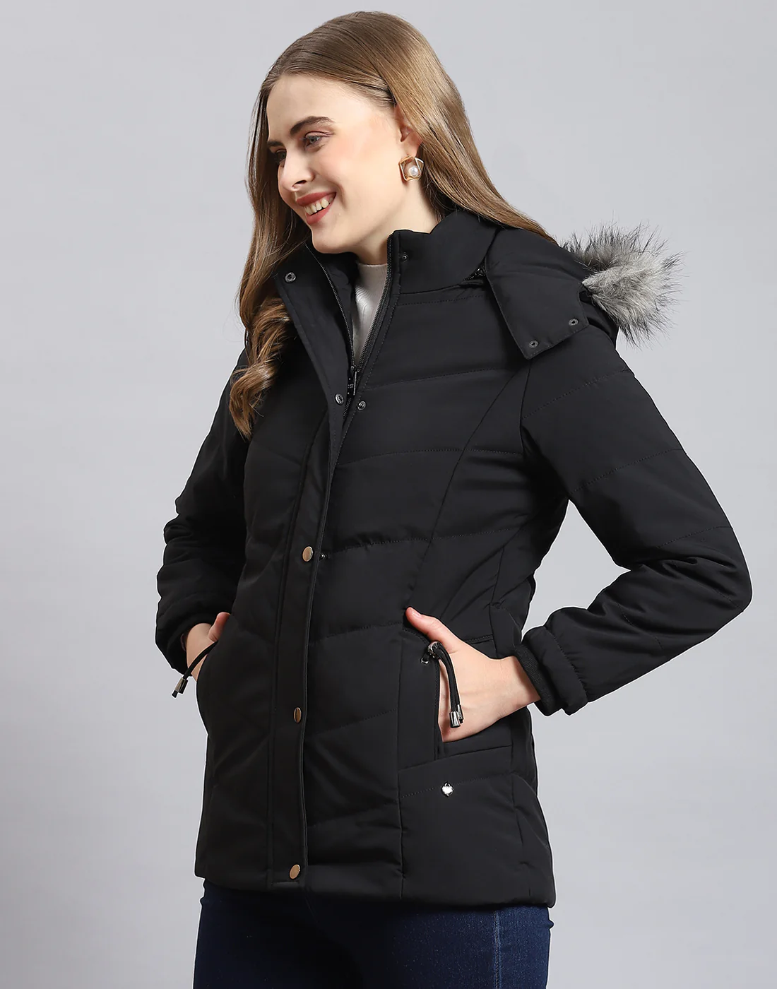 Women Black Solid Hooded Full Sleeve Jacket - Image 3