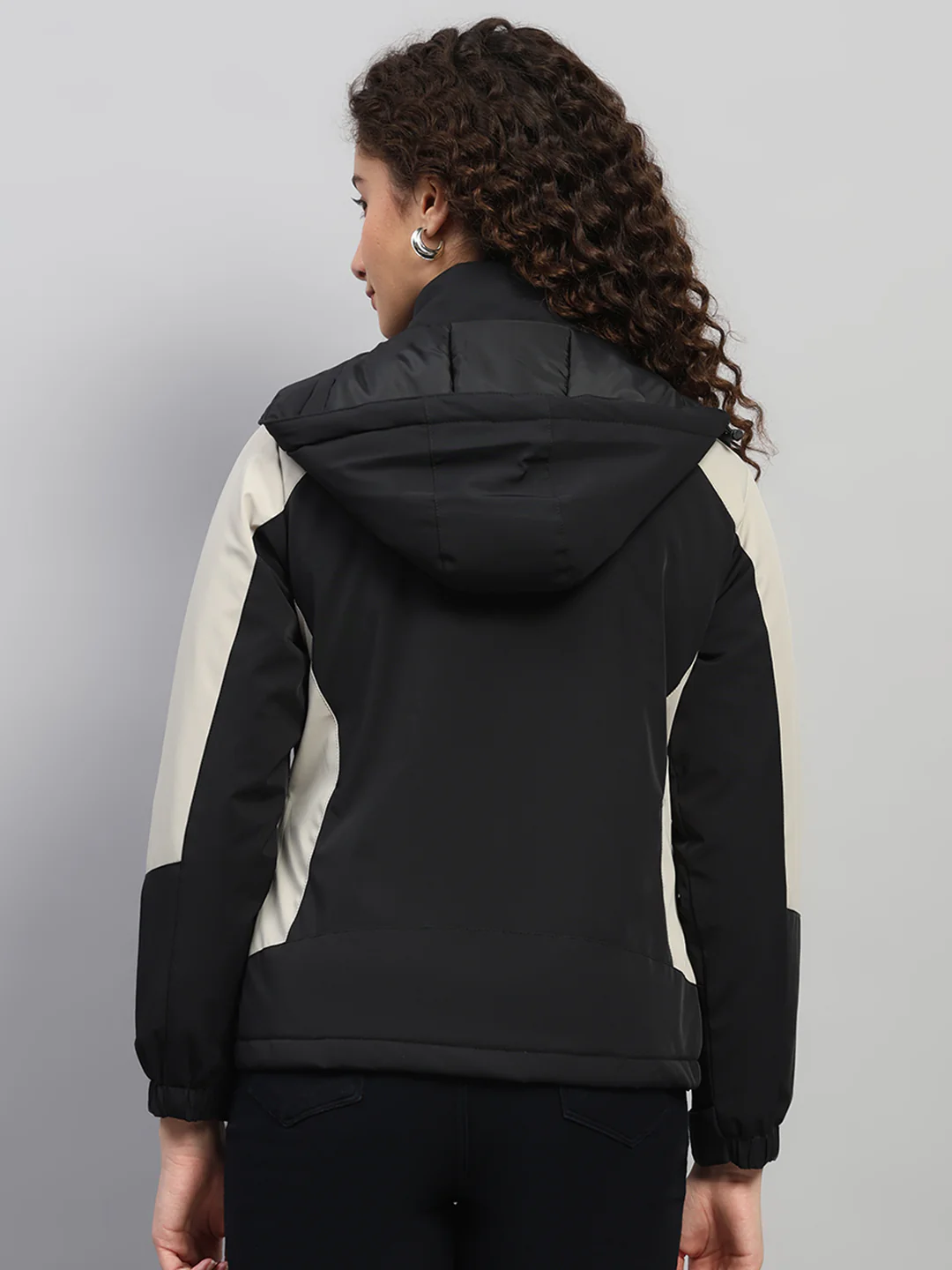 Women Black Solid Hooded Full Sleeve Jacket - Image 5