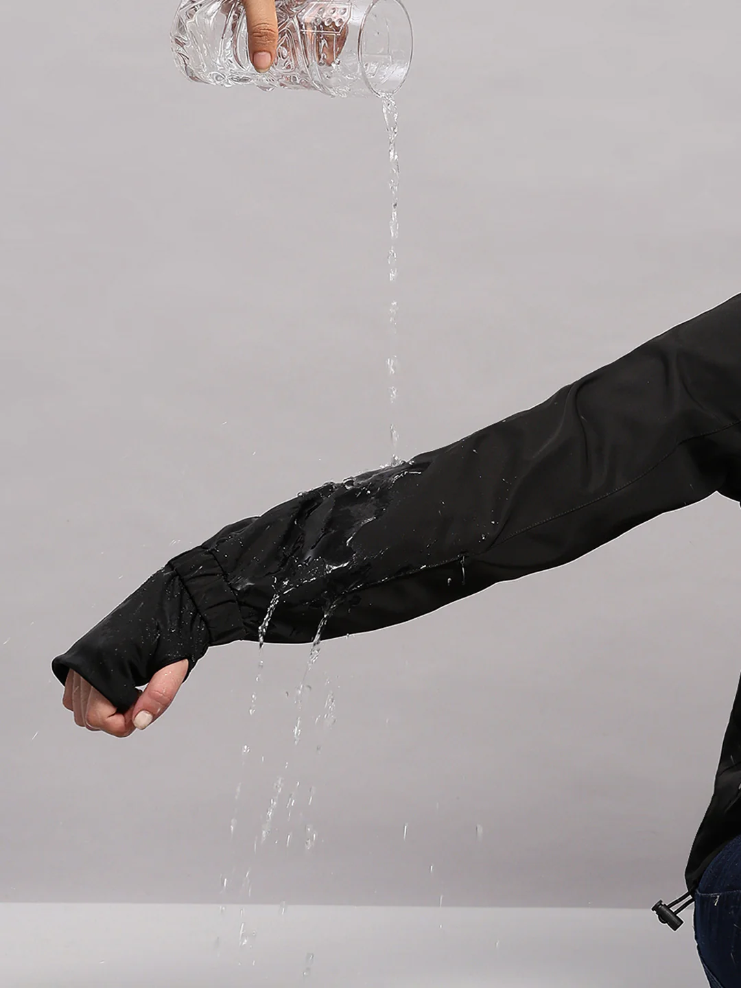 Women Black Solid Hooded Full Sleeve Jacket - Image 7