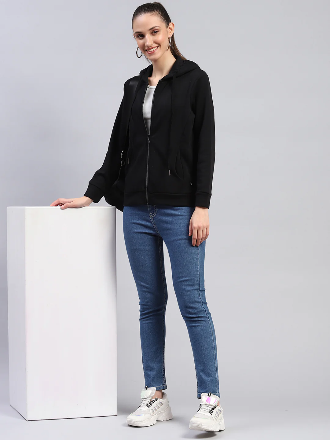 Women Black Solid Hooded Full Sleeve Sweatshirt - Image 2