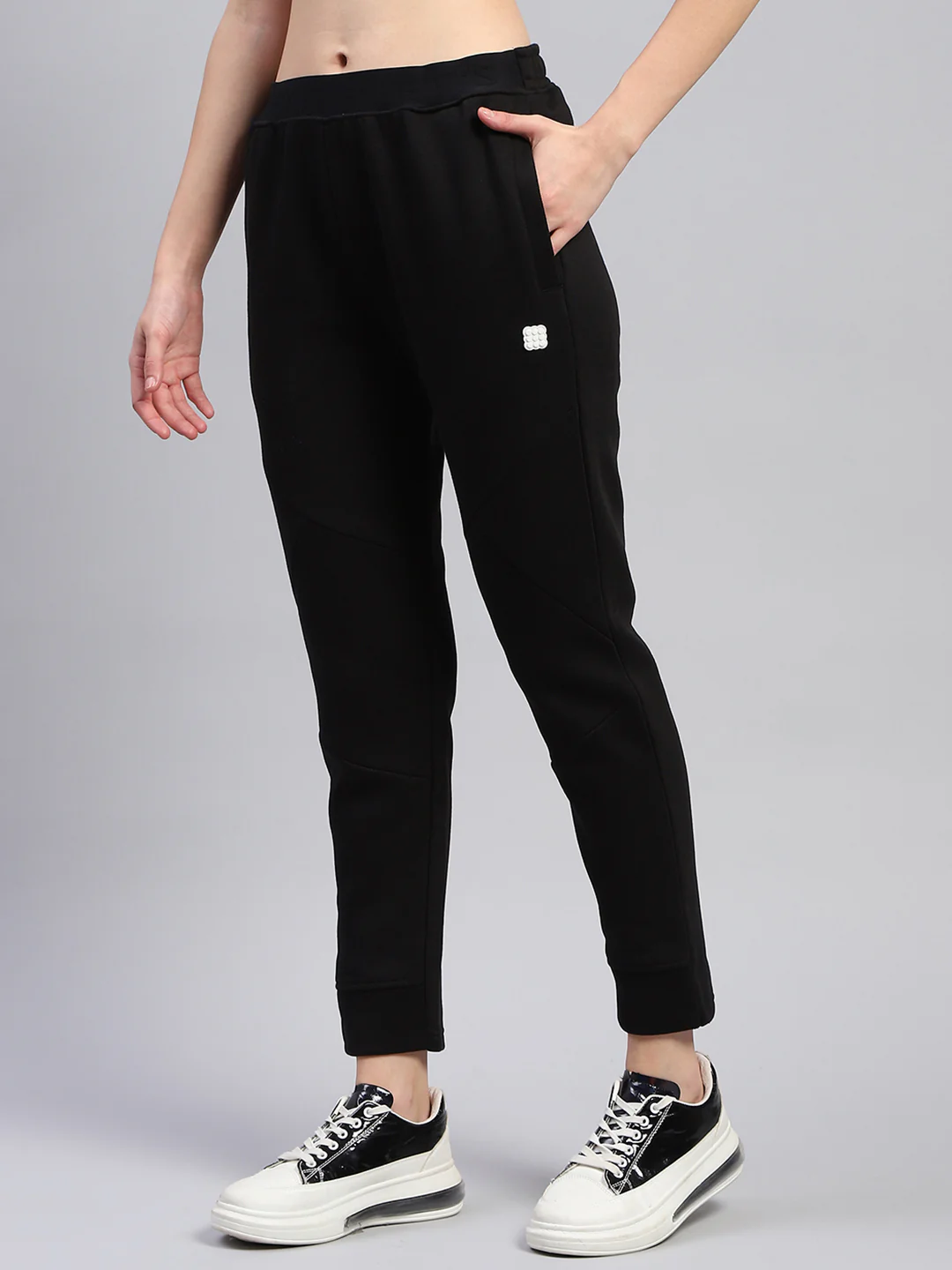 Rock.it Women Black Solid Hooded Full Sleeve Tracksuit - Image 8