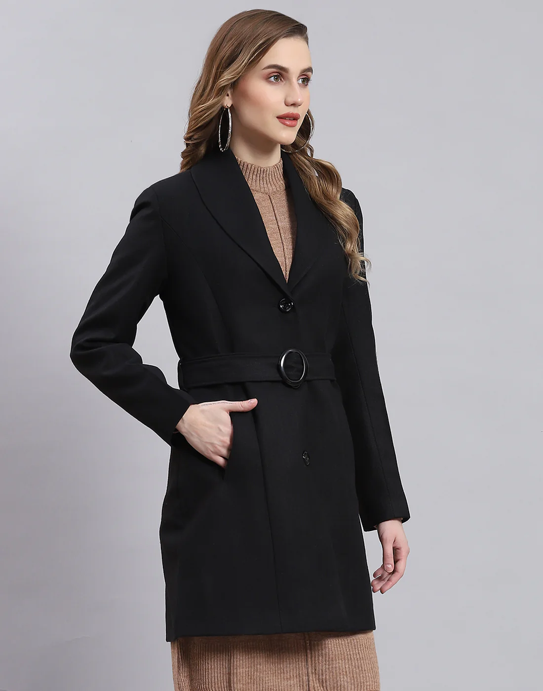 Women Black Solid Lapel Collar Full Sleeve Coat - Image 4