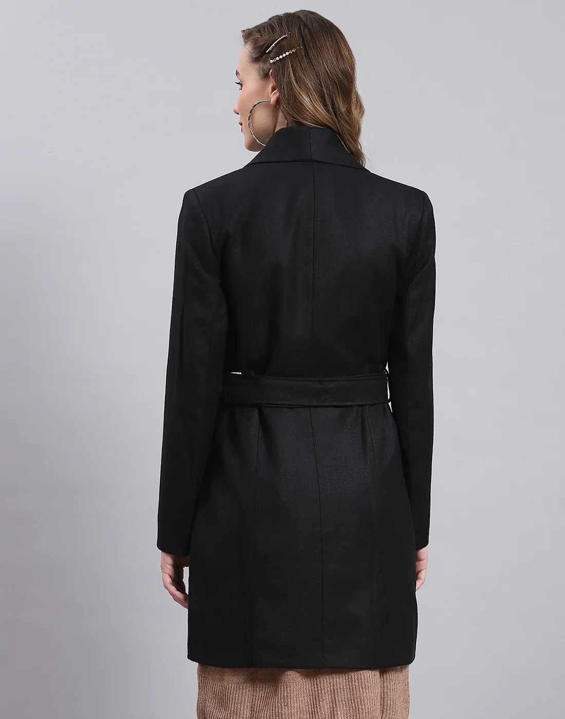 Women Black Solid Lapel Collar Full Sleeve Coat - Image 5