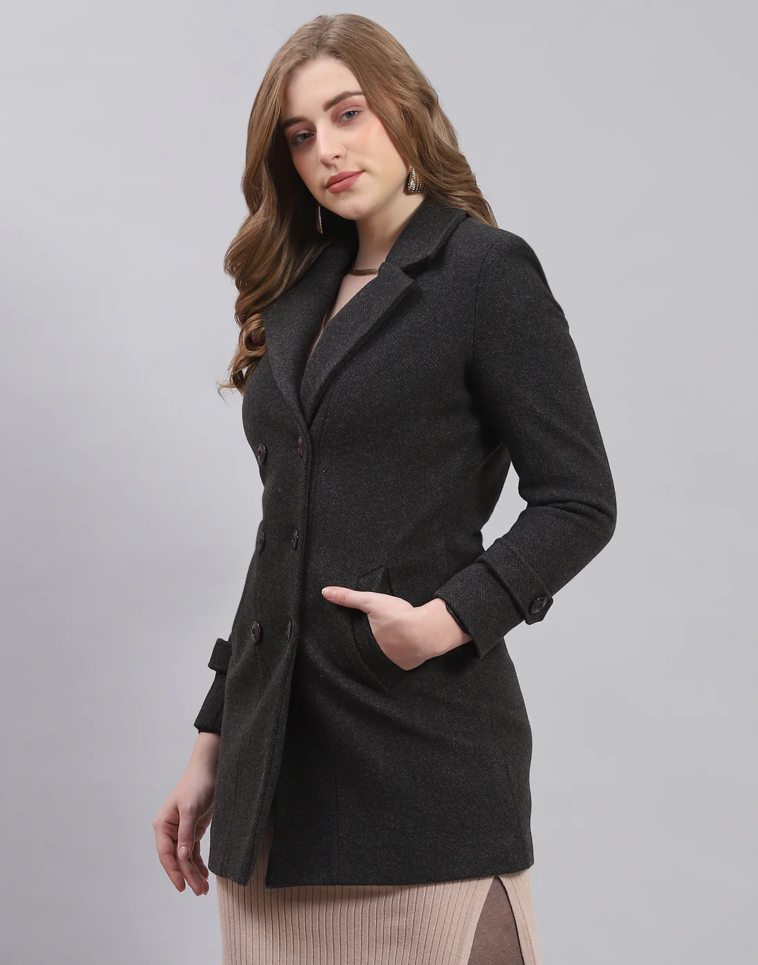 Women Black Solid Lapel Collar Full Sleeve Coat - Image 3