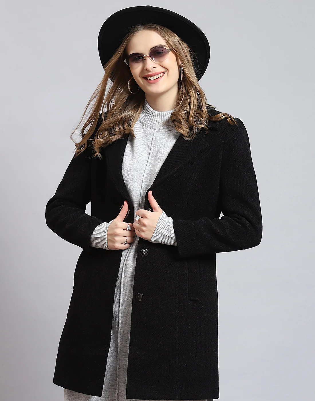 Women Black Solid Lapel Collar Full Sleeve Coat - Image 6