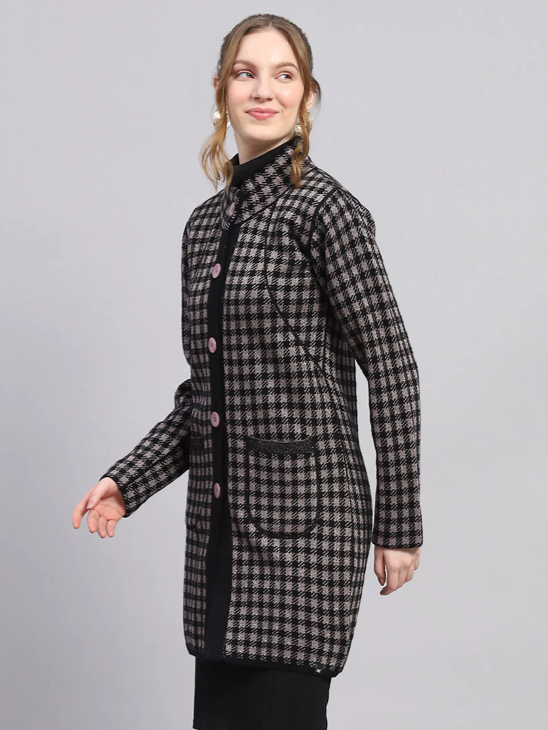 Women Black Solid Mock Neck Full Sleeve Knitted Coat - Image 2