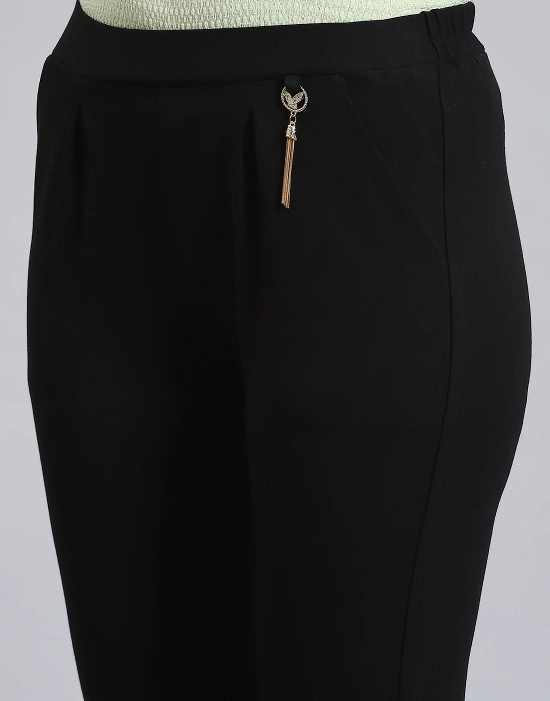 Women Black Solid Regular Fit Jegging - Image 7