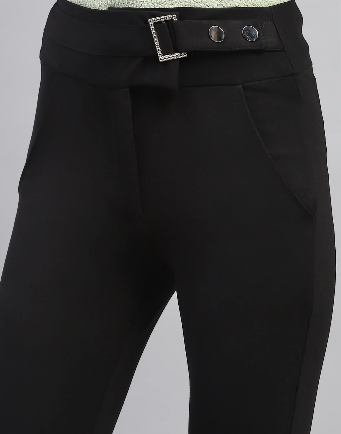Women Black Solid Regular Fit Jegging - Image 6