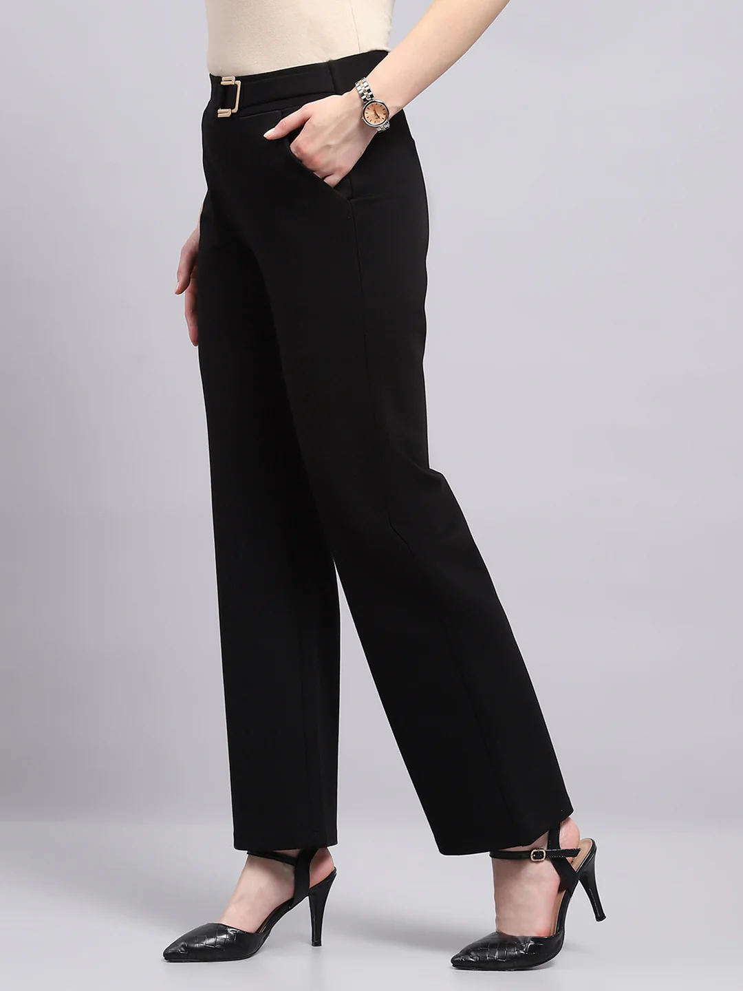 Women Black Solid Regular Fit Jegging - Image 3