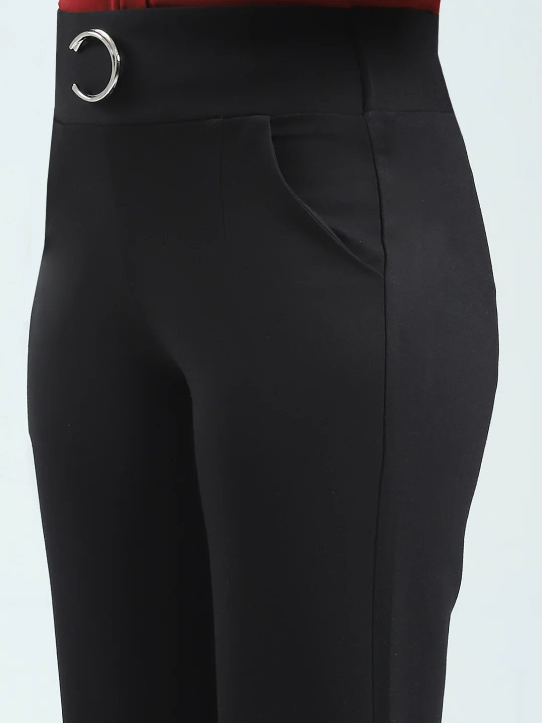 Women Black Solid Regular Fit Jegging - Image 6